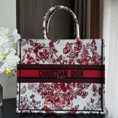 Christian Dior Shopping Bags